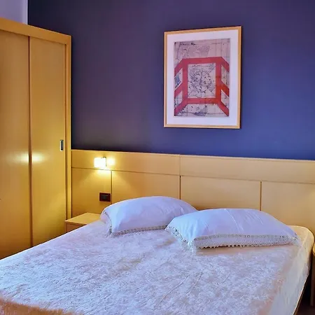 Balen J. Apartman Banjol